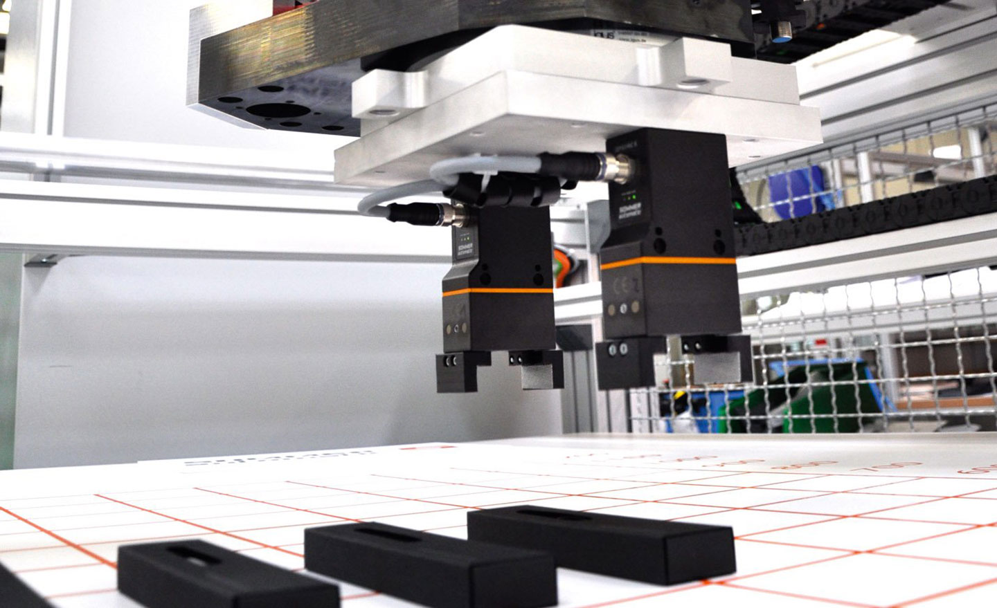 Three-axis gantry with image detection