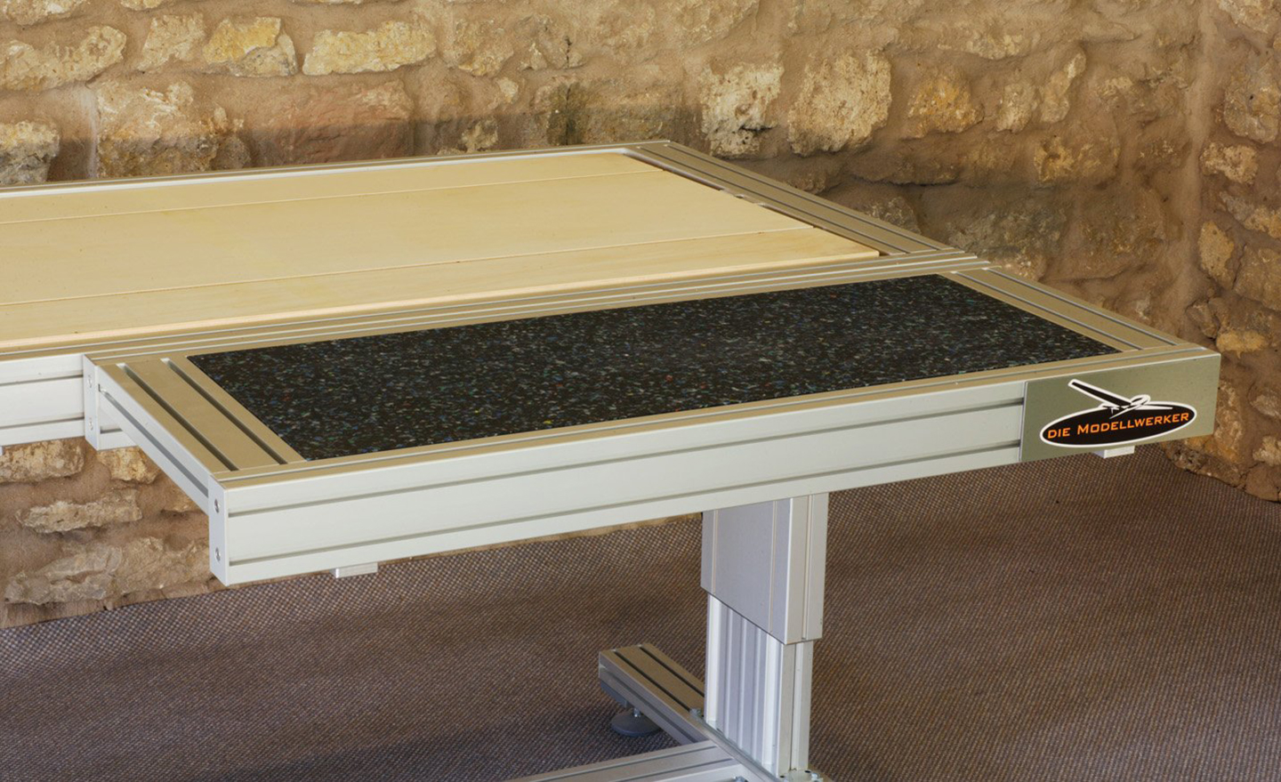 [Translate to English:] Anbautische 