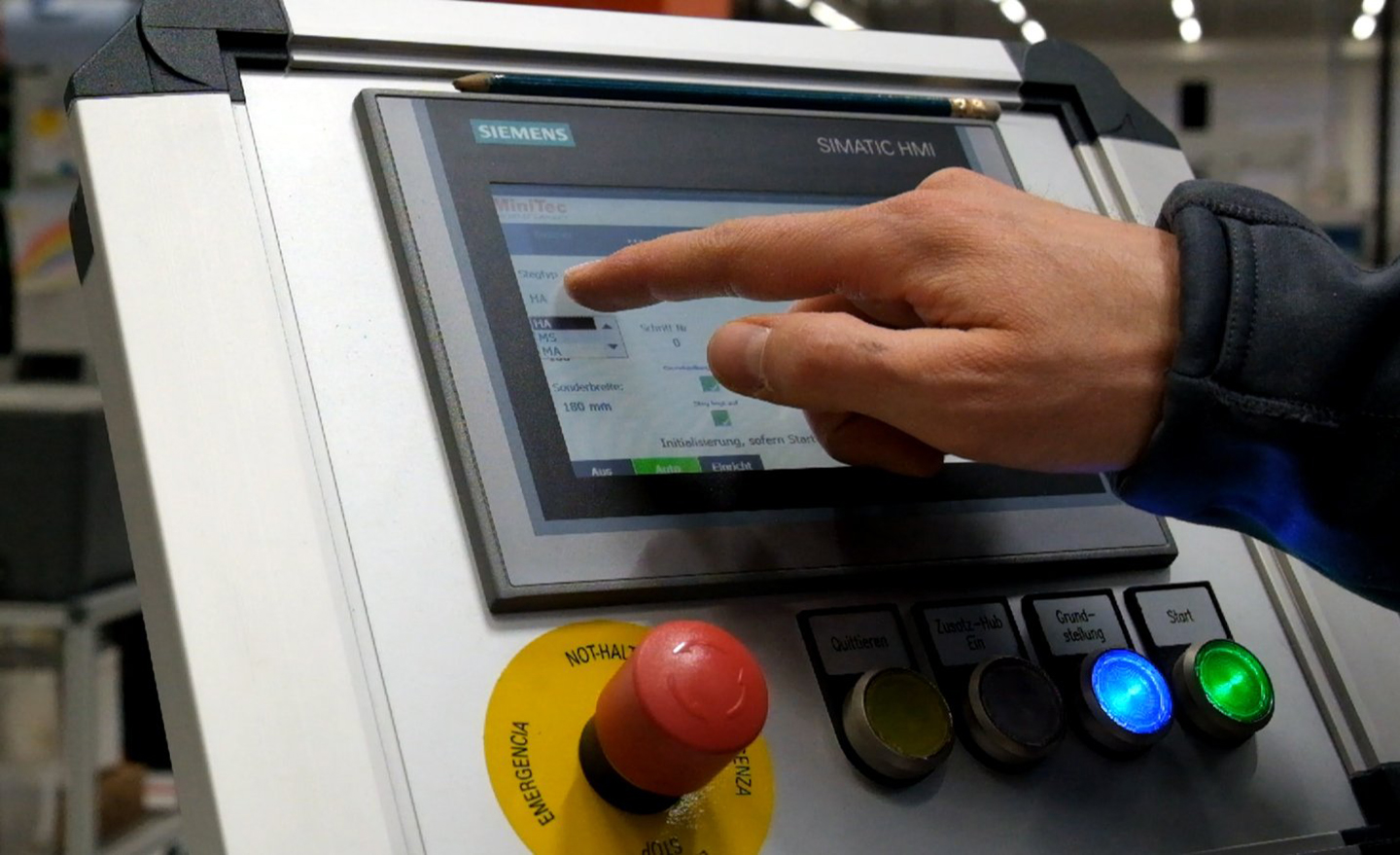 [Translate to English:] Panel