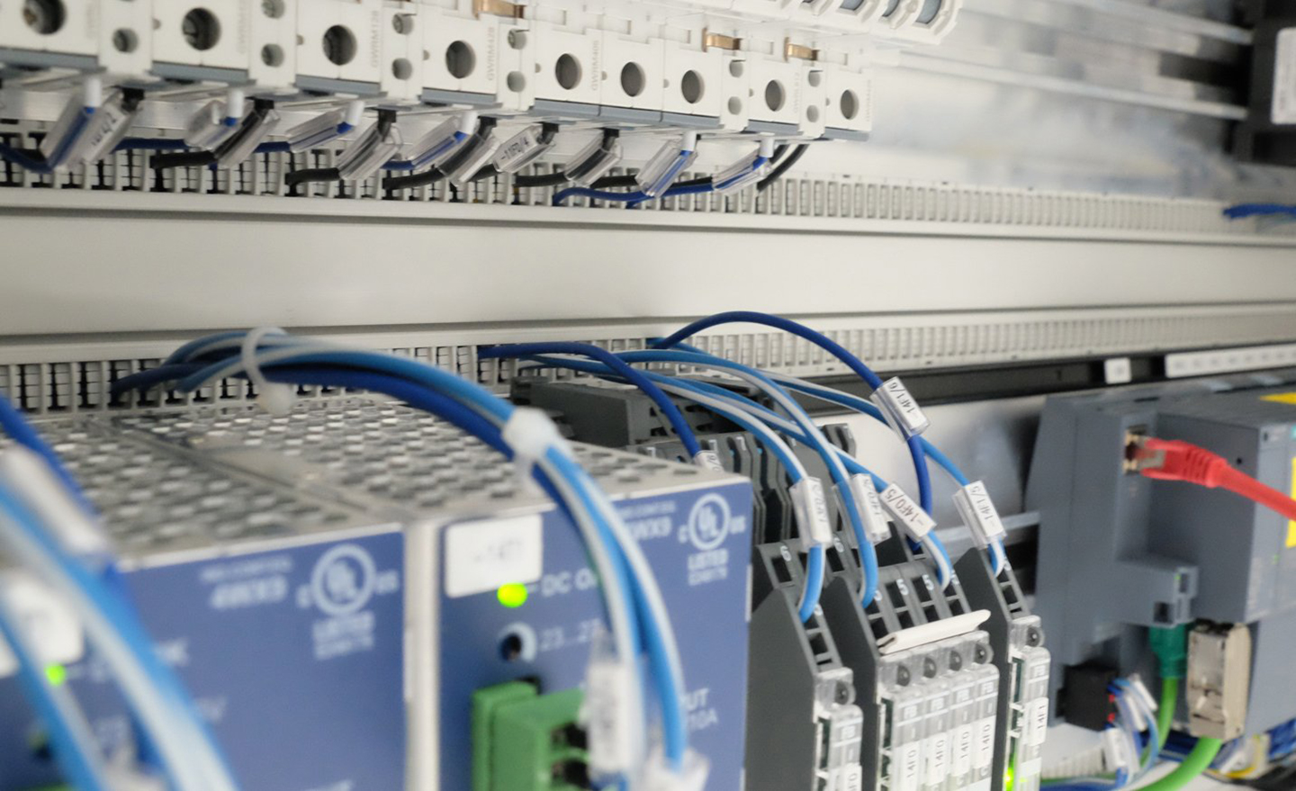 [Translate to English:] Kabelführung