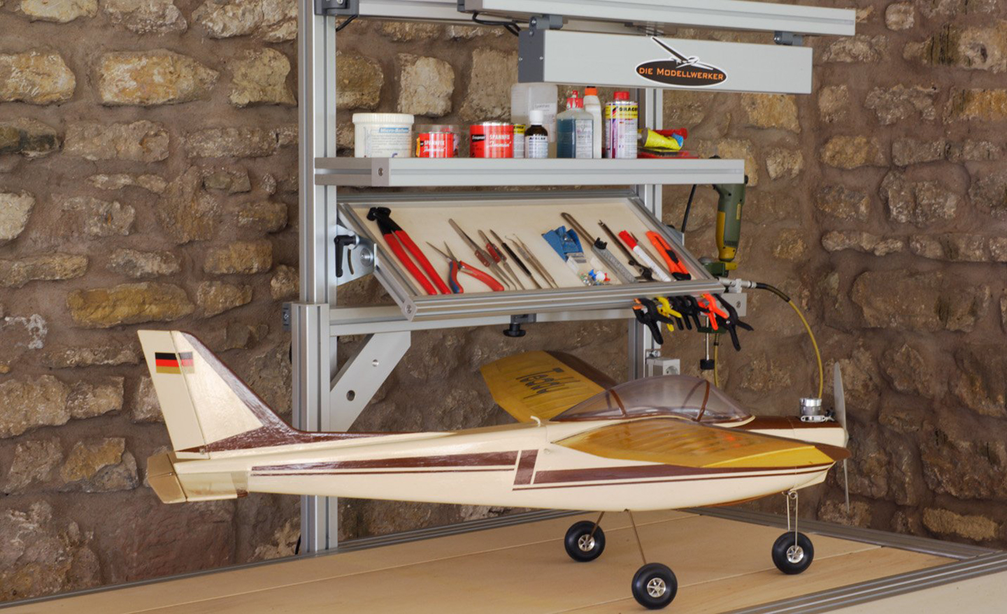 [Translate to English:] Regalsystem frei konfigurierbar