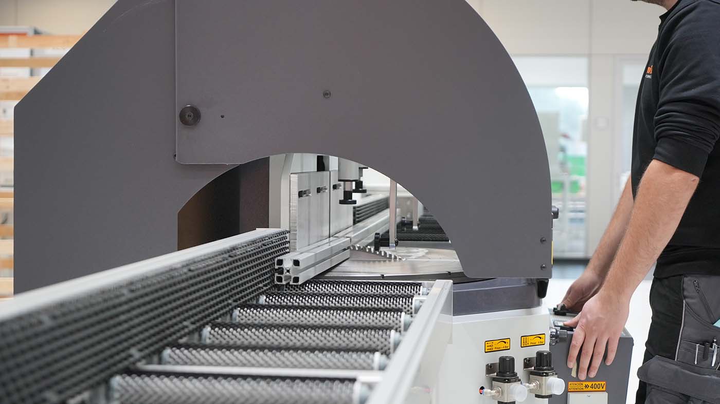 Saw for MiniTec profiles