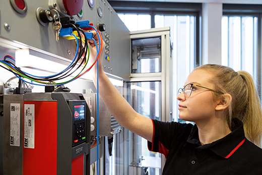 MiniTec and SEW training rack